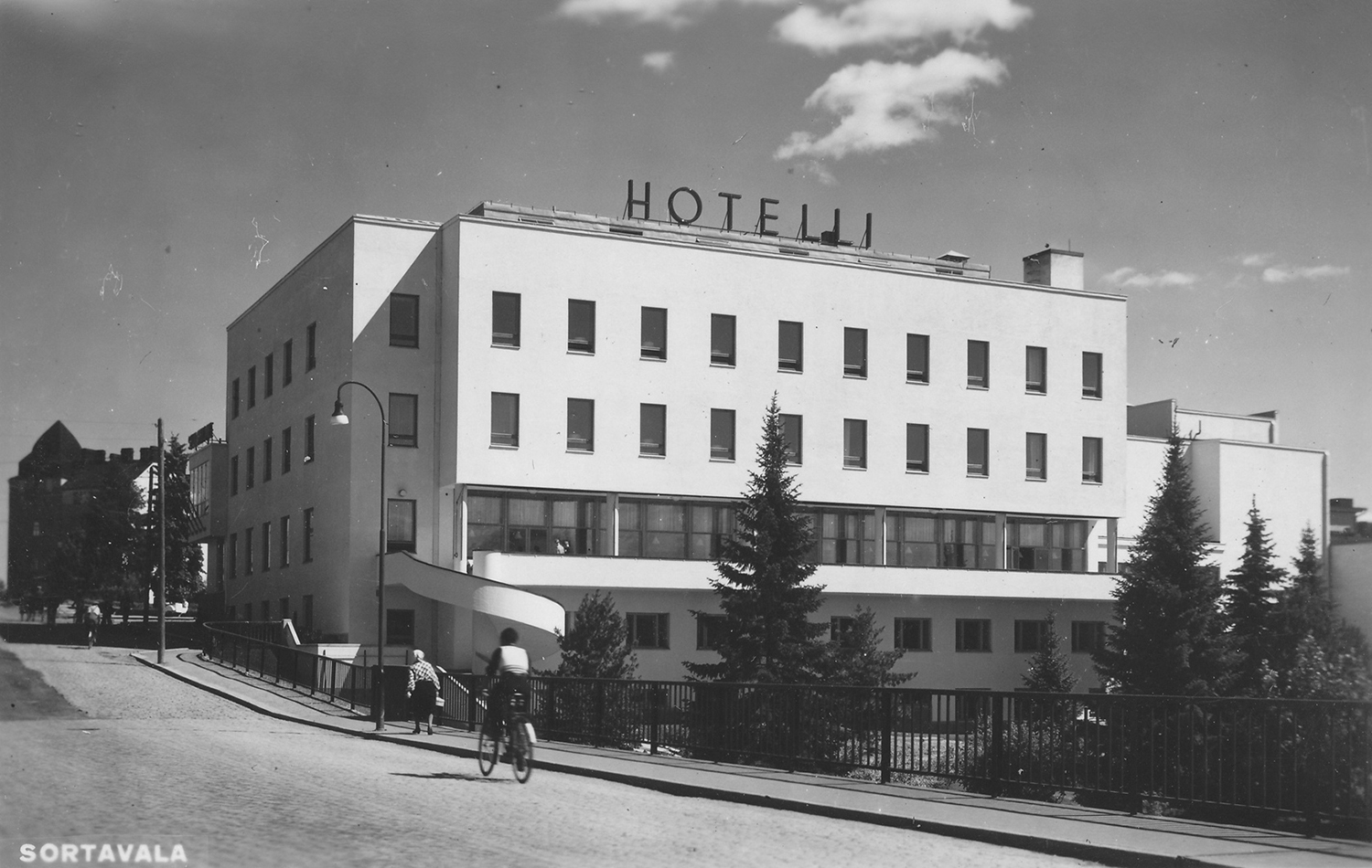 Вид на гостиницу hist 0062